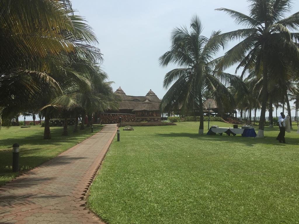 La Palm Royal Beach Hotel Accra Exterior photo