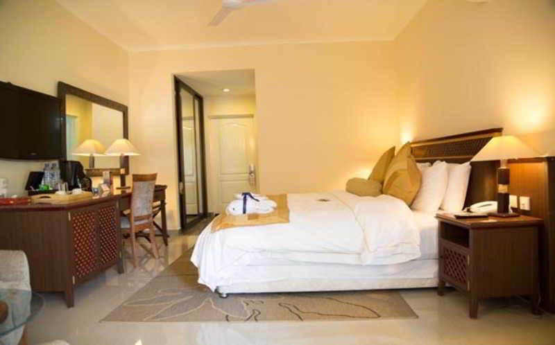 La Palm Royal Beach Hotel Accra Exterior photo