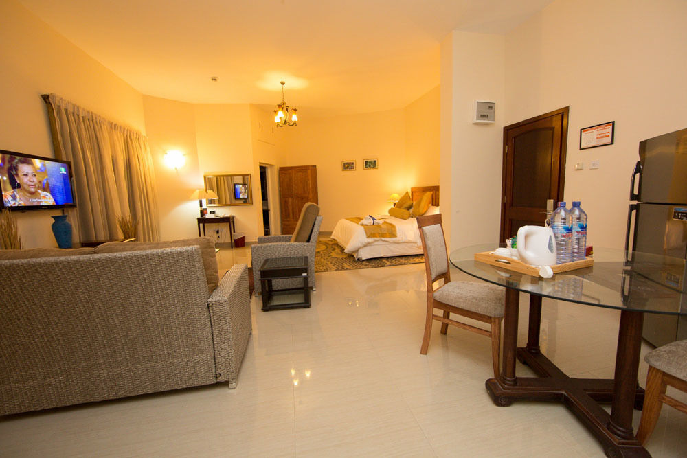 La Palm Royal Beach Hotel Accra Exterior photo